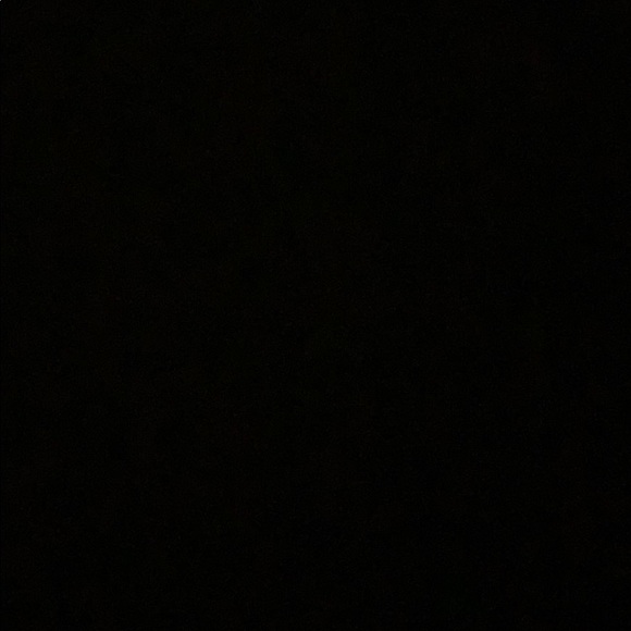 Meet your Posher, Ava - Picture 1 of 1